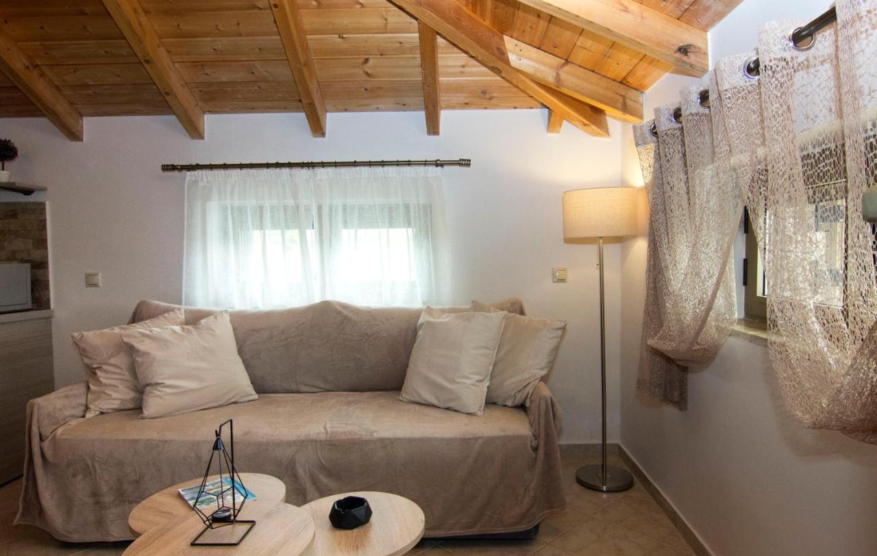 Selinitsa Stone Studio - Mani Seaview Retreat Agios Nikolaos  Extérieur photo